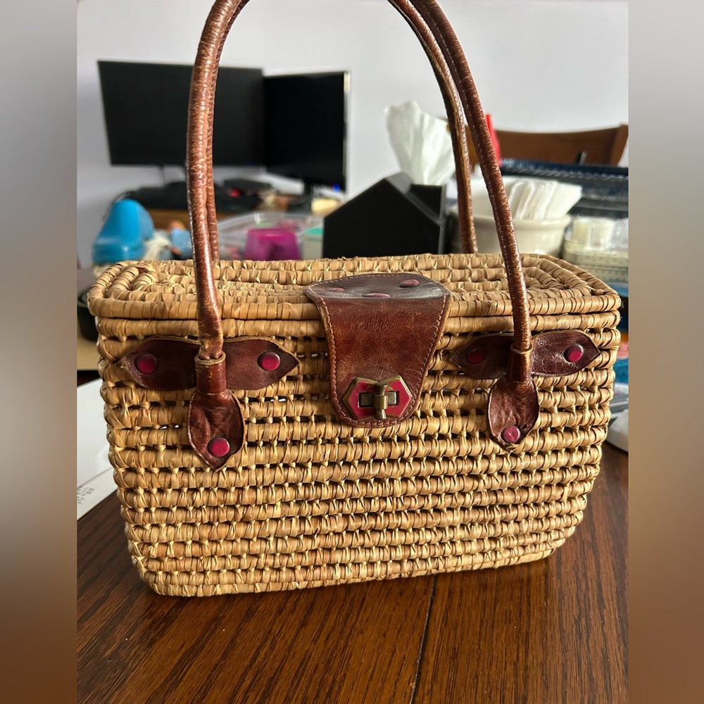 Elegant Tan Woven Satchel with Brown Leather Trim